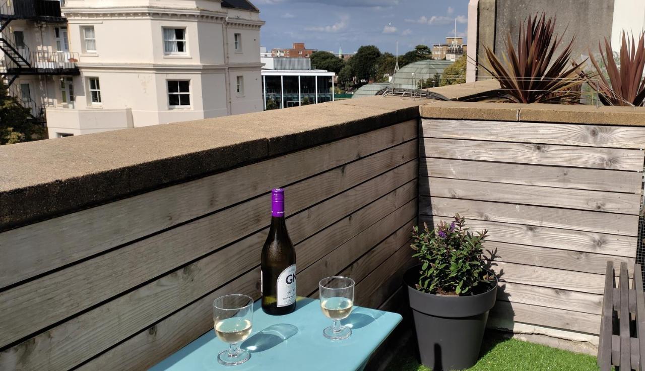 Dress Circle Apartment Eastbourne Luaran gambar